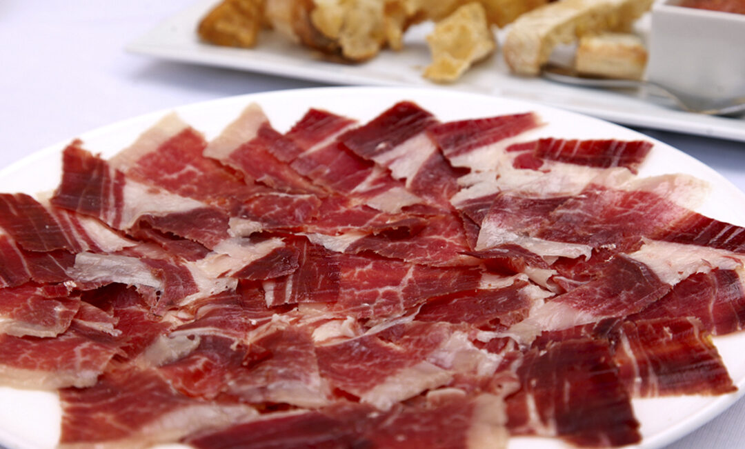 The best Acorn-fed Iberian Ham from Guijuelo, you will find it in our store in Barcelona